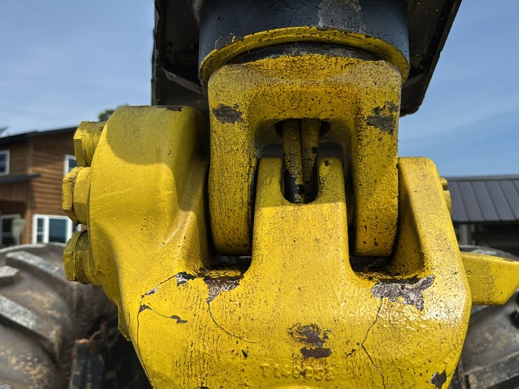2010-john-deere-2010-image-23