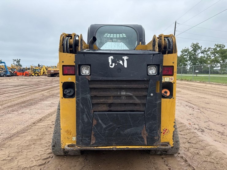 2018-caterpillar-239d-image-7