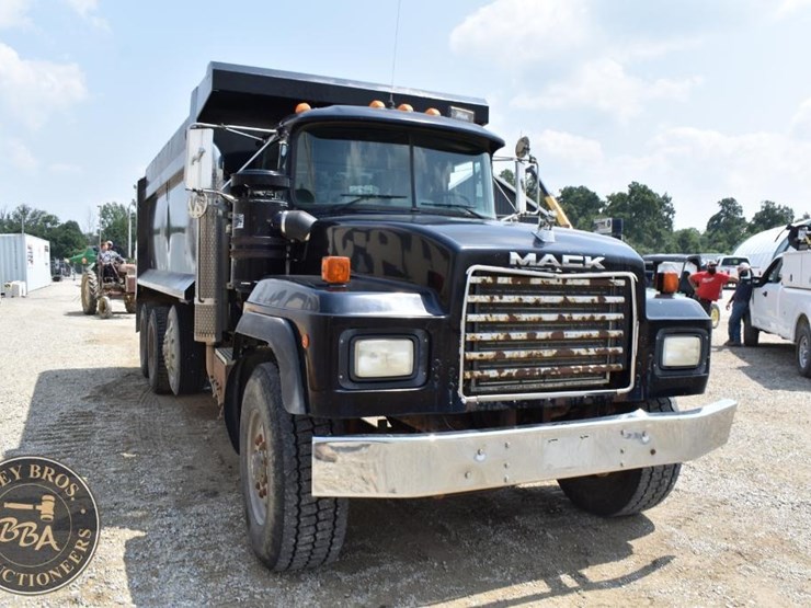 1996-mack-rd688s-image-28