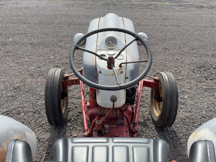ford-tractor-image-13