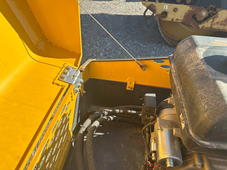 #96-•-2025-sdlool-sl1000-vibratory-compactor-inv#:-30306-image-31