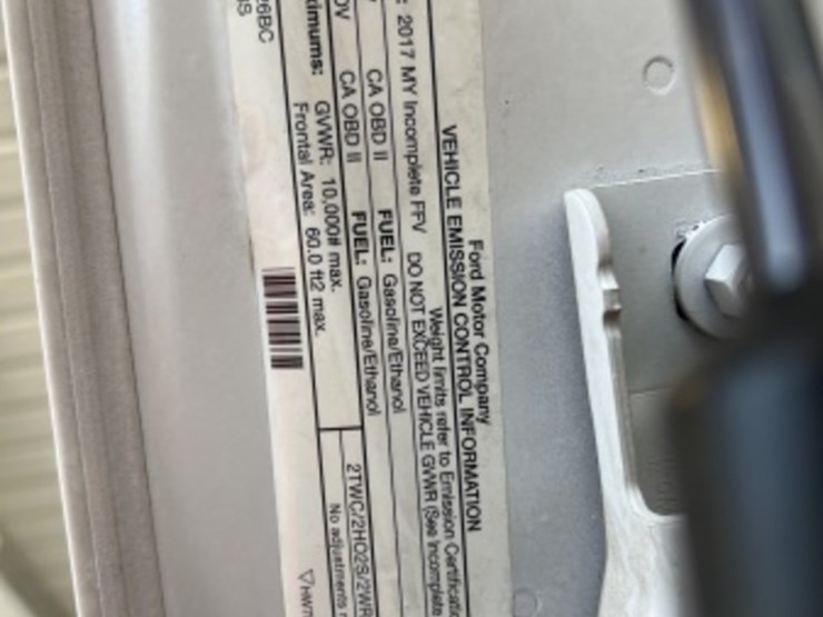 2017-ford-f250-image-11