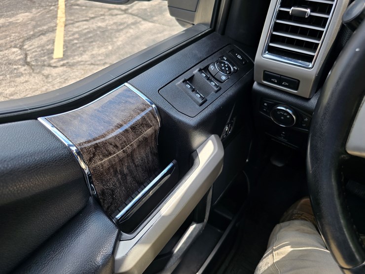 2017-ford-f350-image-67
