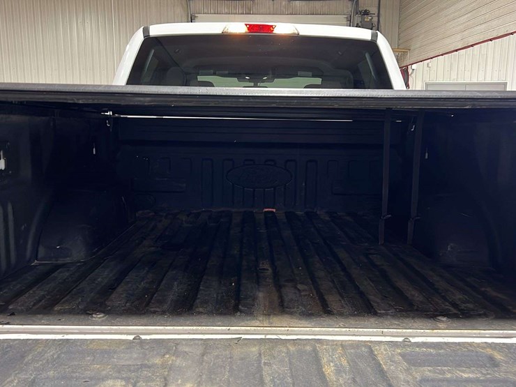 2019-ford-f150-image-15