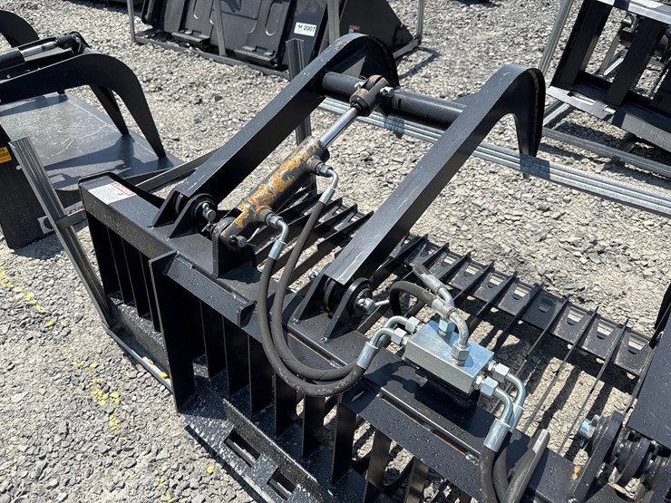 #2011-•-unused-jct-84"-skid-steer-grapple-bucketinv#:-31712-image-7