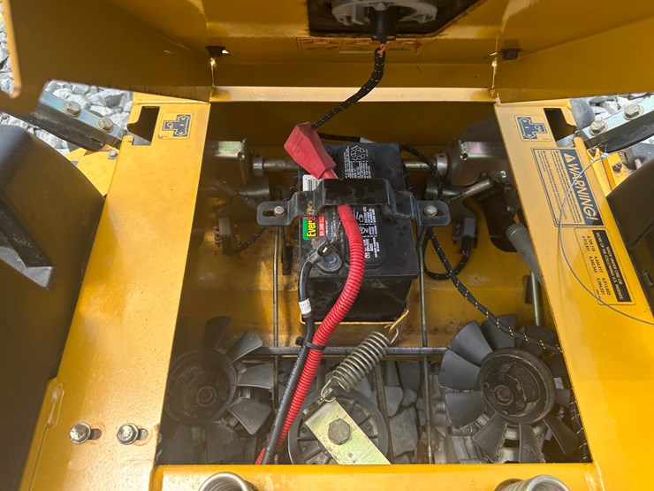 #16-•-hustler-sport-zero-turn-mower-09091313-inv#:-25451-image-27