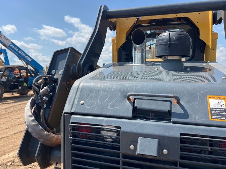 2023-deere-333g-image-21