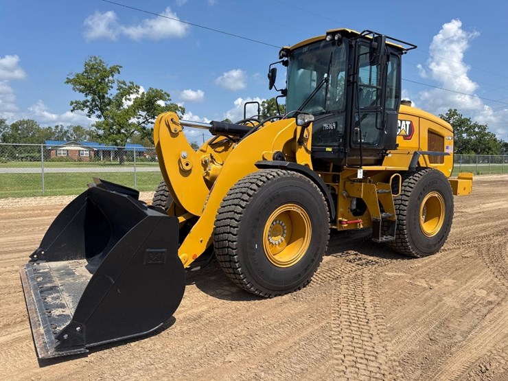 caterpillar-926m-image-2