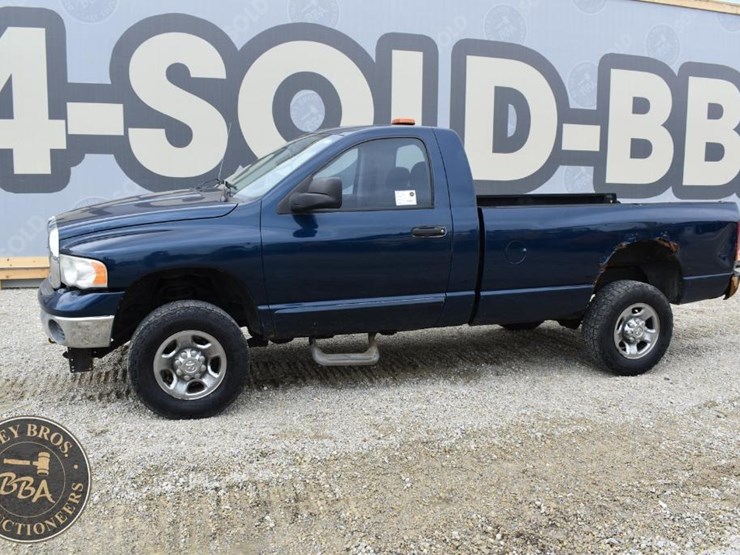 2005-dodge-2500-image-3
