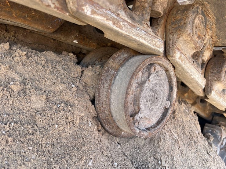 2013-deere-470g-lc-image-10