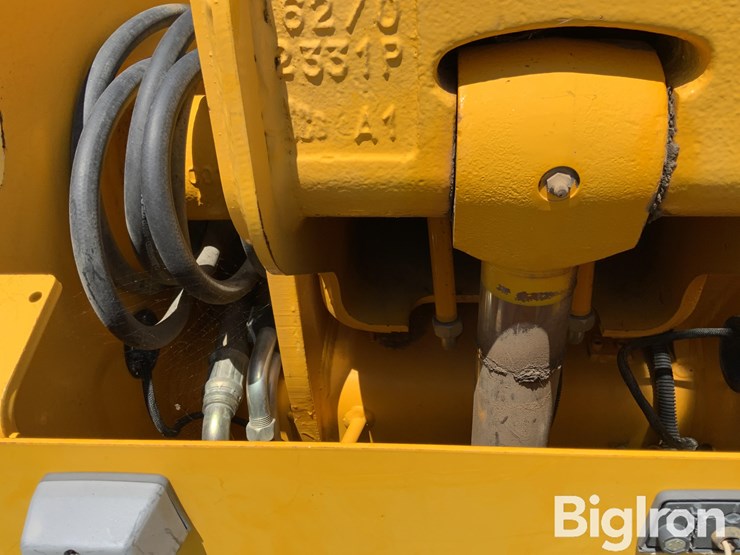 2006-jcb-541-image-20