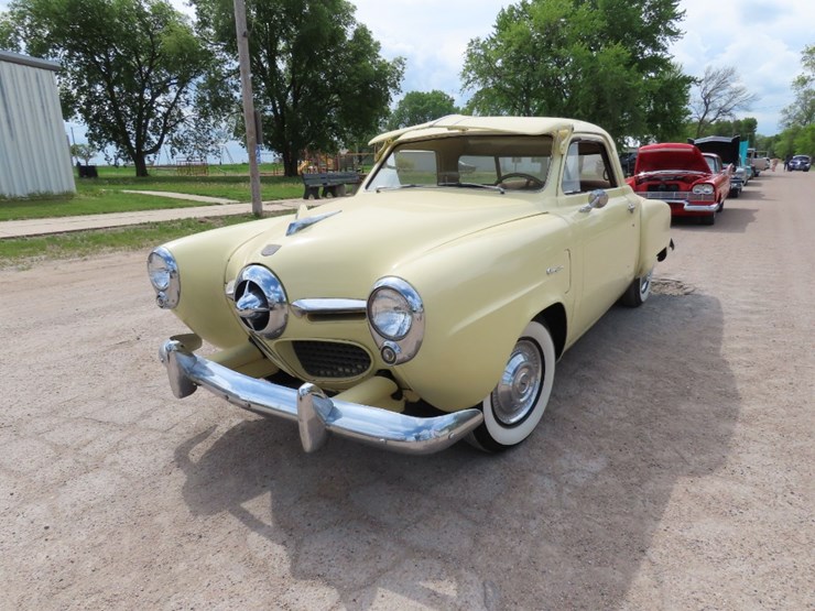 1950-studebaker-champion-coupe-image-1