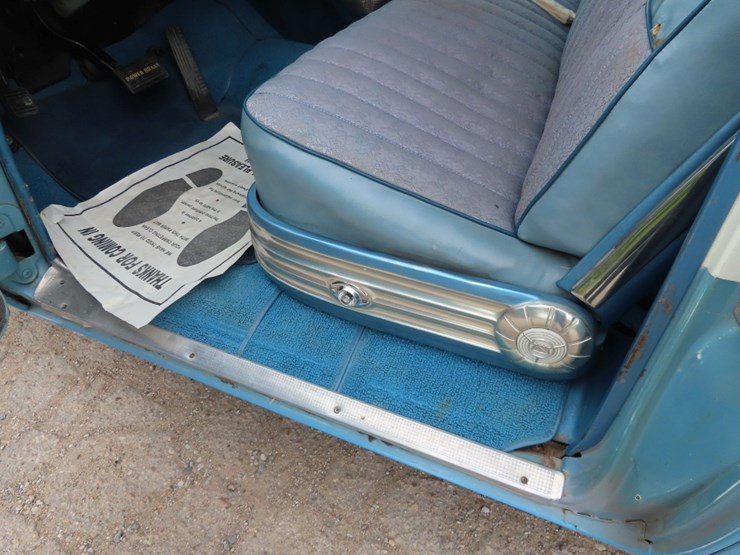 1956-buick-roadmaster-image-31