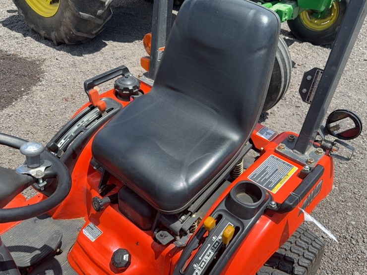 kubota-bx2230d-image-13
