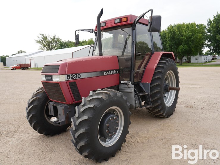 1996-case-ih-5230-image-1