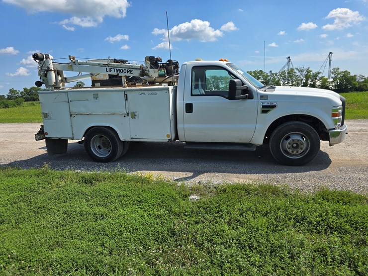 2008-ford-f350-image-40