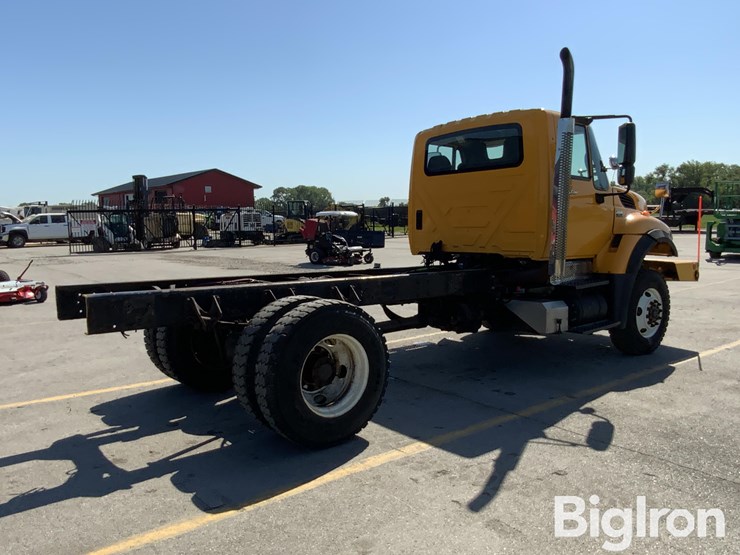 2010-international-workstar-7300-image-5