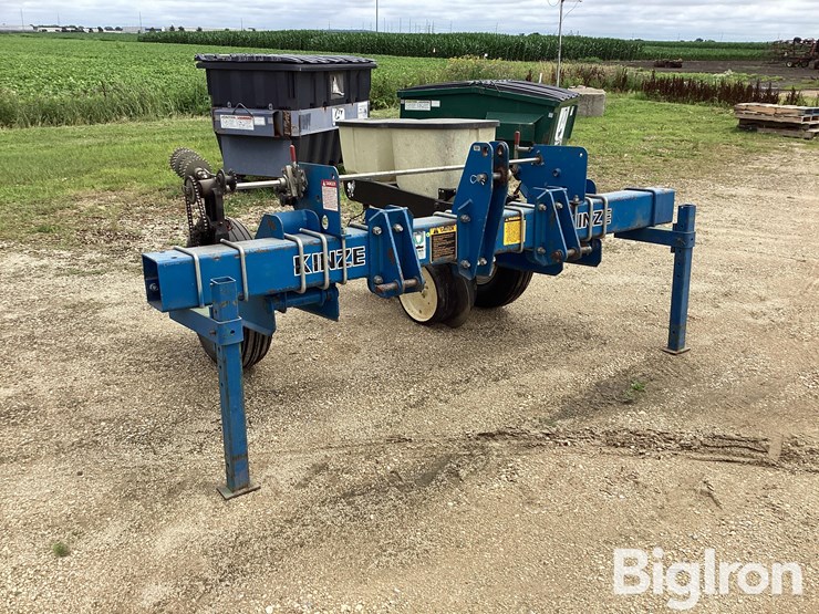 kinze-mt-image-3