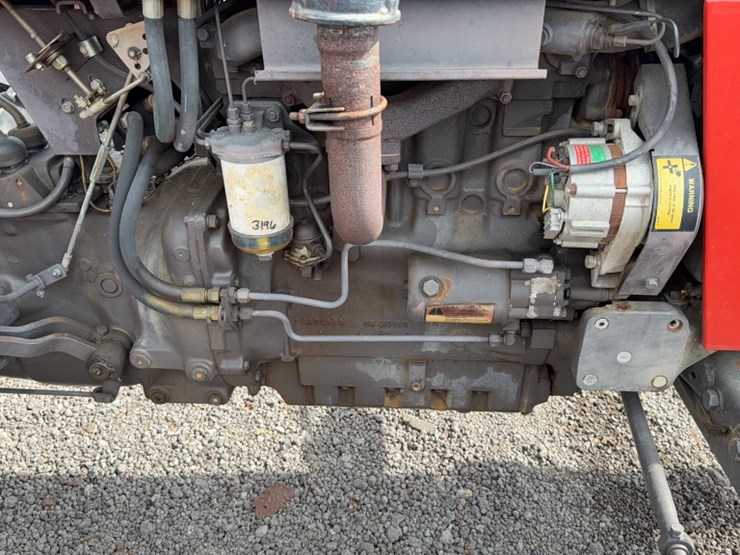 massey-ferguson-261-image-9