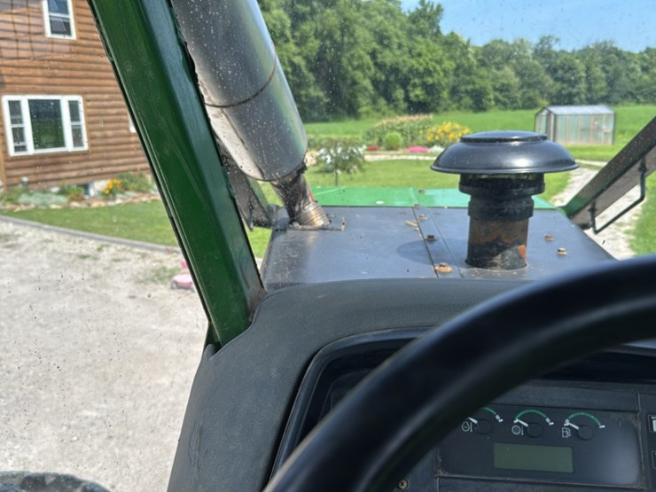 2010-john-deere-2010-image-50