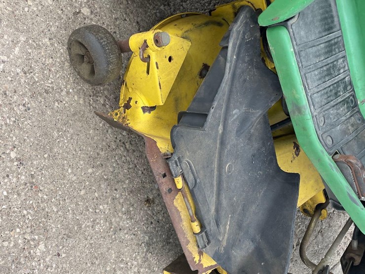 john-deere-425-image-10