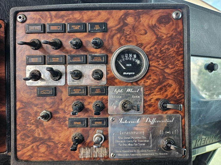 2000-kenworth-w900-image-65