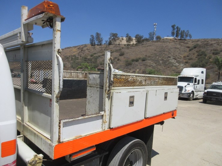 2002-ford-f550-sd-image-11