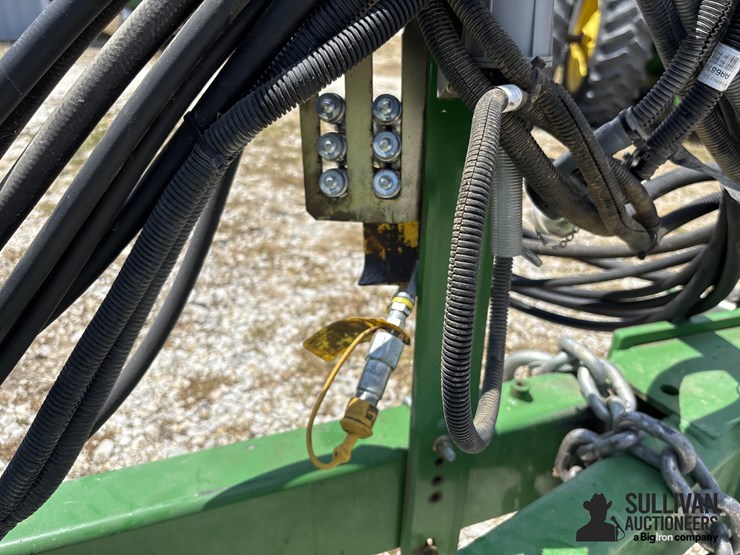 2011-john-deere-1990-image-11