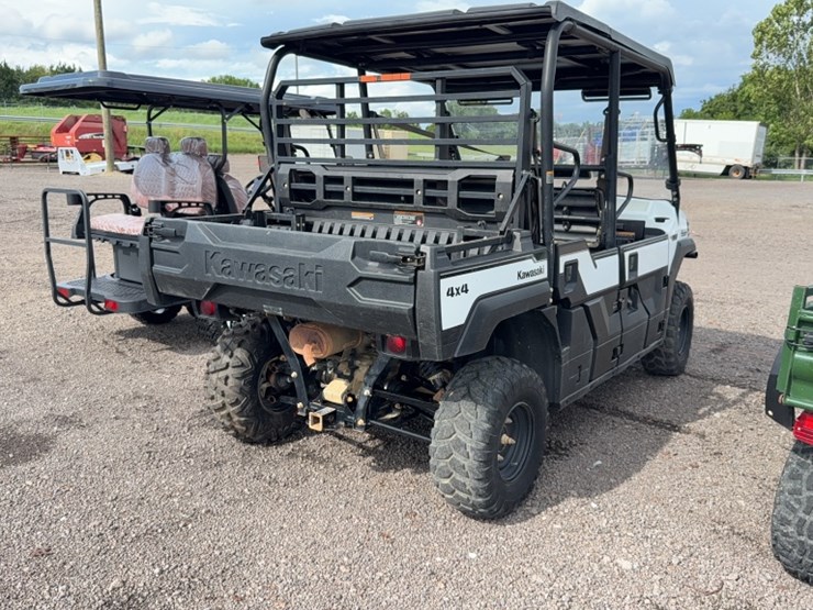 #3097-•-2022-kawasaki-pro-fxt-mule-utv-image-8