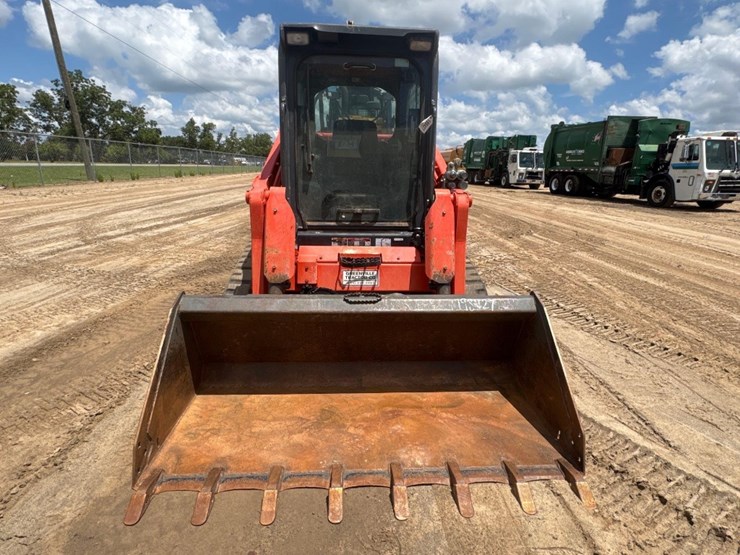 2022-kubota-svl75-2-image-3
