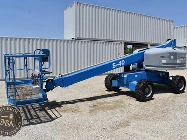 2015-genie-s40-image-1