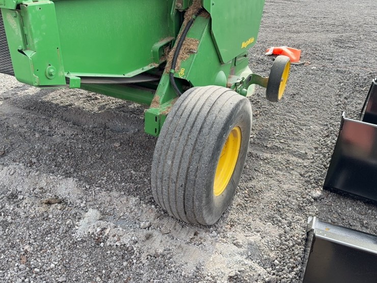 john-deere-567-image-4