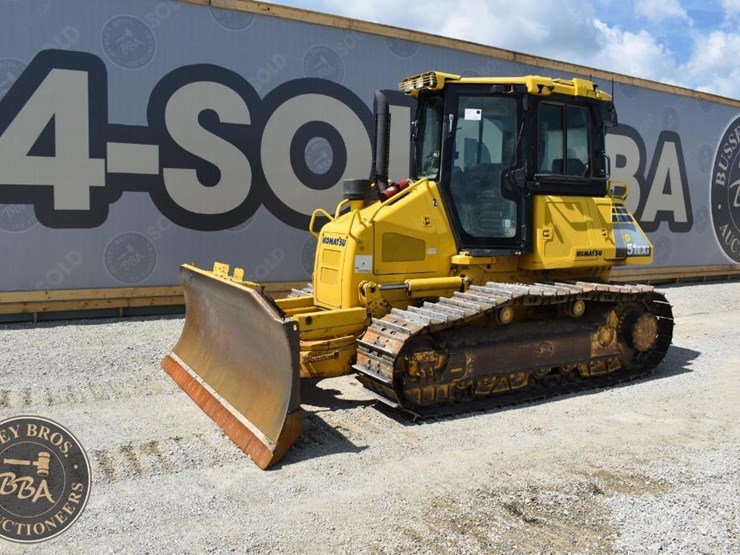 2014-komatsu-d51exi-22-image-4