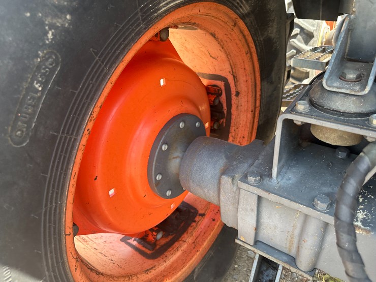 kubota-m9540-image-12