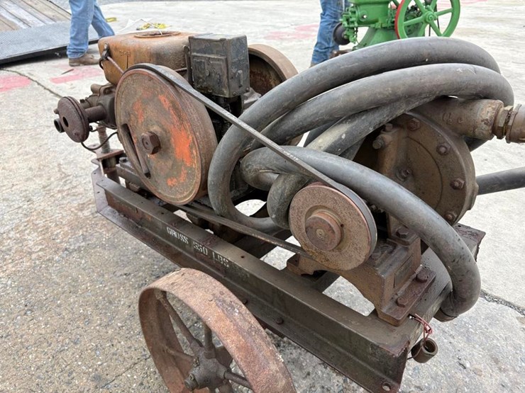 cushman--1-1/2-hp-w/pump-image-8