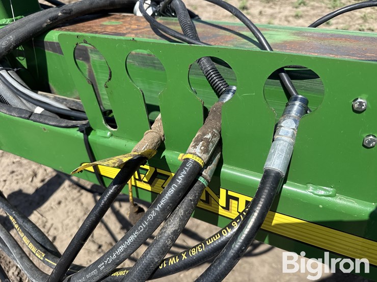 2009-john-deere-1770nt-image-11