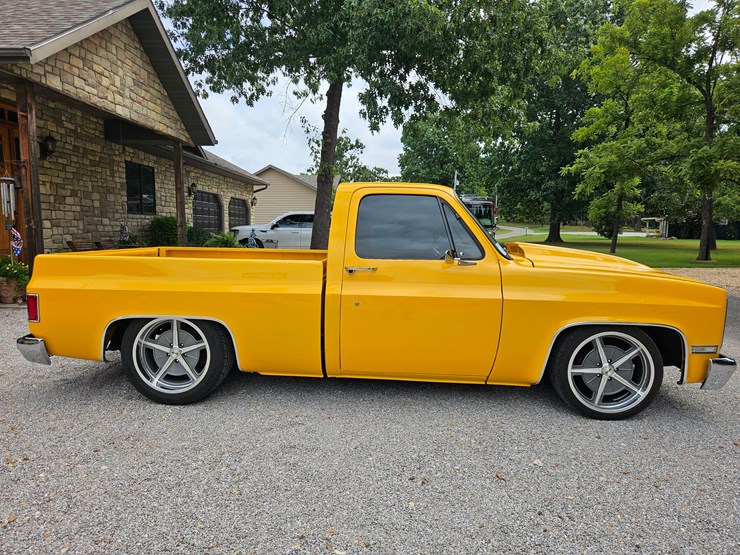 1984-chevrolet-c10-image-31