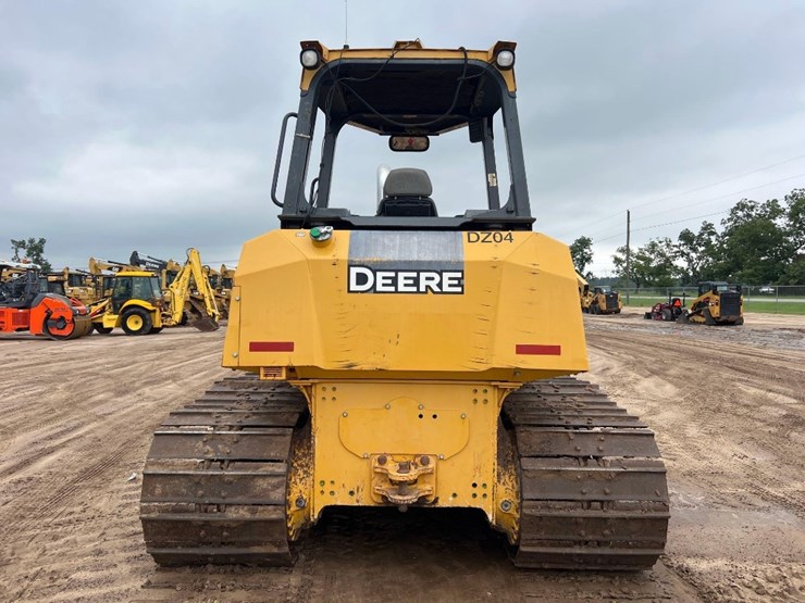 2016-deere-700k-lgp-image-3