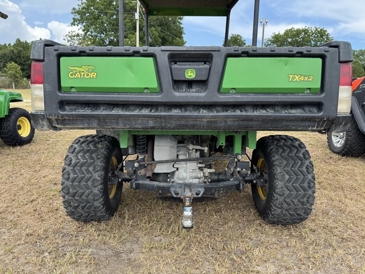 john-deere-gator-image-6