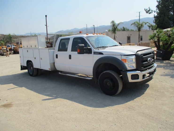 2015-ford-f550-xl-sd-image-2