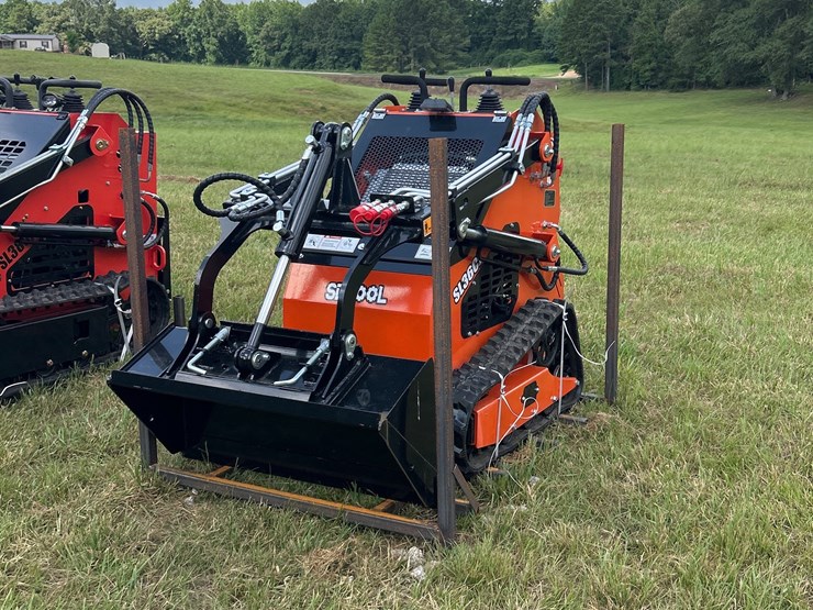 #147-•-sdlool-skid-steer-loader-image-1