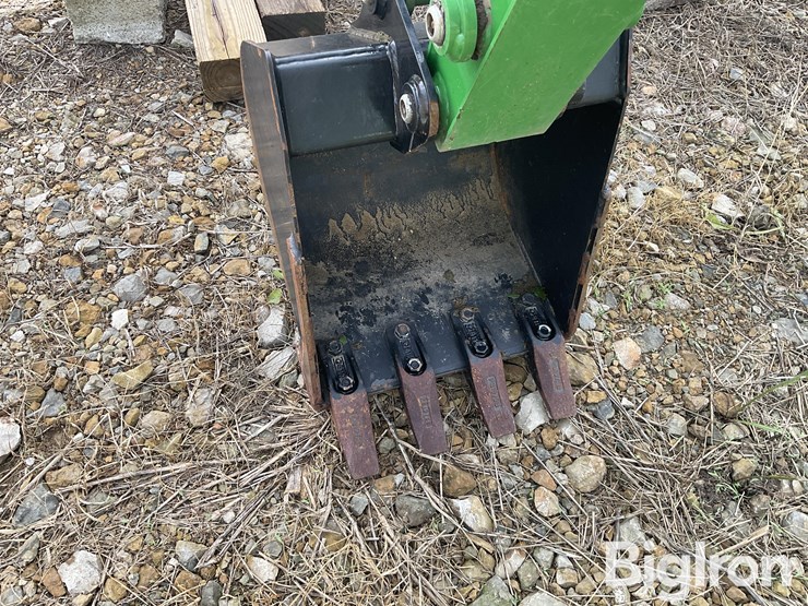 john-deere-4320-image-10
