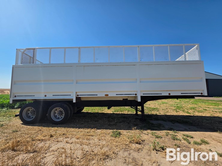 2009-courtney-berg-t/a-end-dump-silage-trailer-image-4