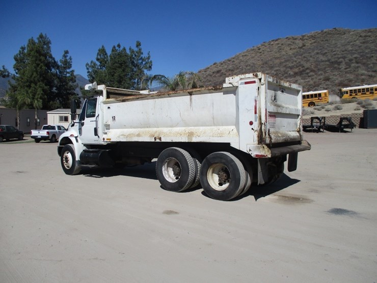 2007-international-durastar-4400-image-4