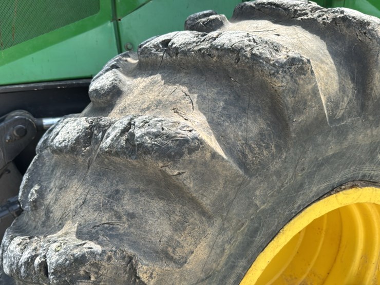 2010-john-deere-2010-image-11