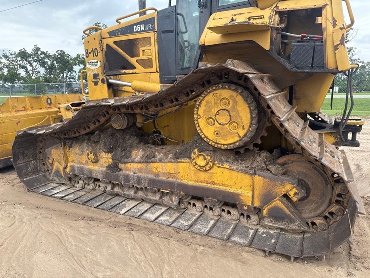 2007-caterpillar-d6n-lgp-image-9