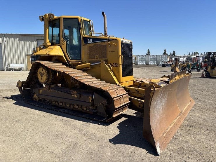 2006-caterpillar-d6n-image-2