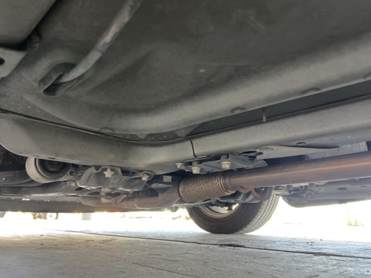 2013-ford-taurus-se-sdn-image-24