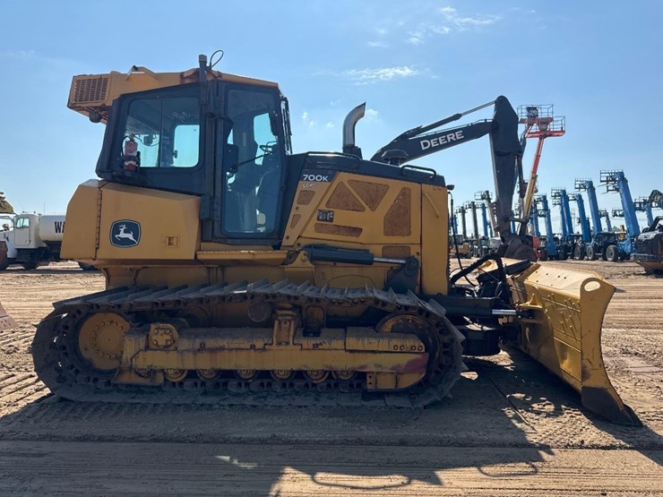 deere-700k-lgp-image-5