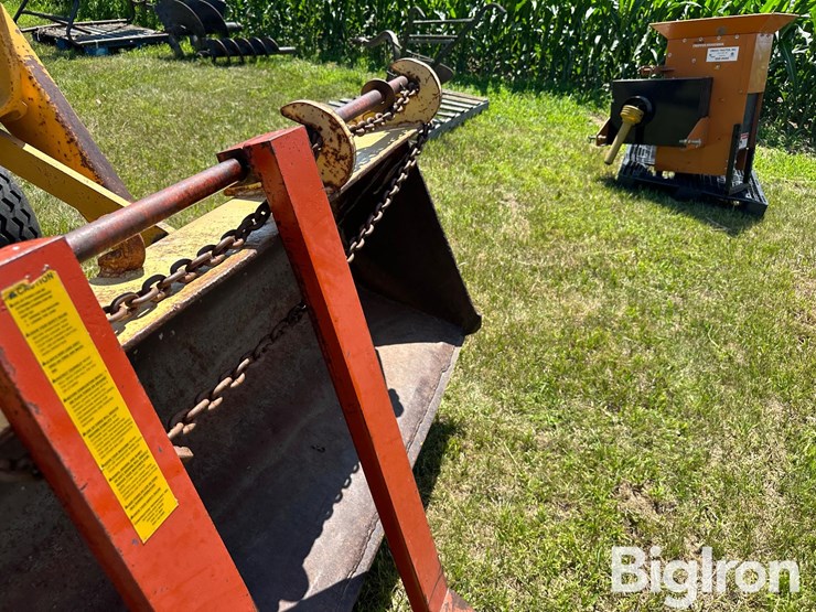 1985-john-deere-401d-image-18